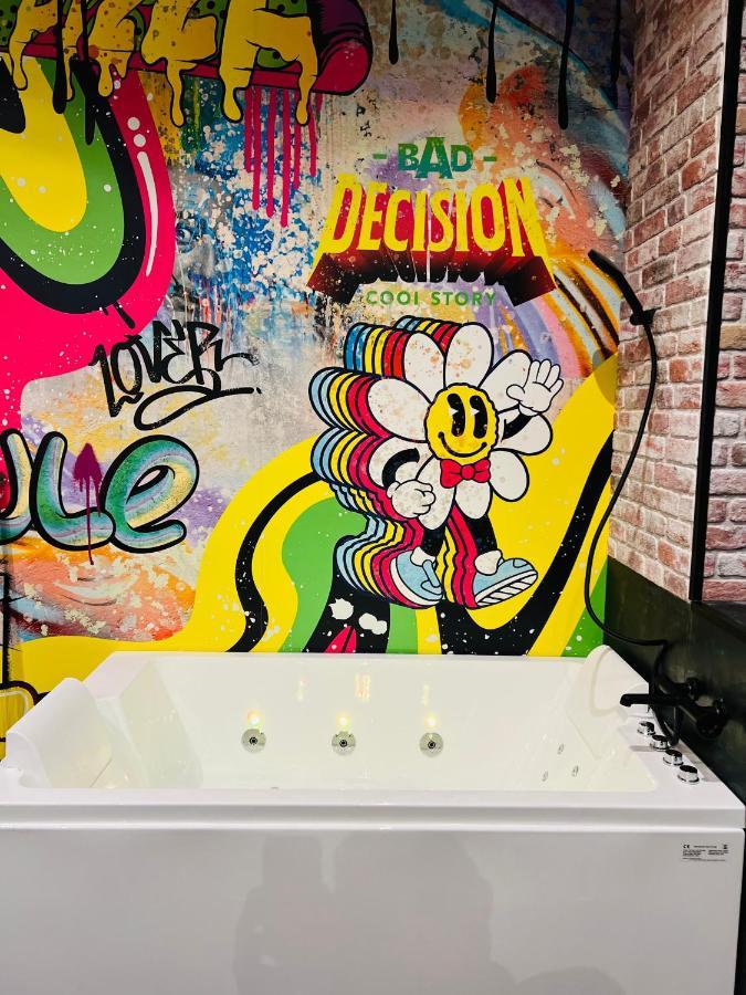Capsule Street Art - Sauna- Jacuzzi - Playstation 5 - Billard - Netflix - Home Cinema - Terrasse ดูเอ ภายนอก รูปภาพ